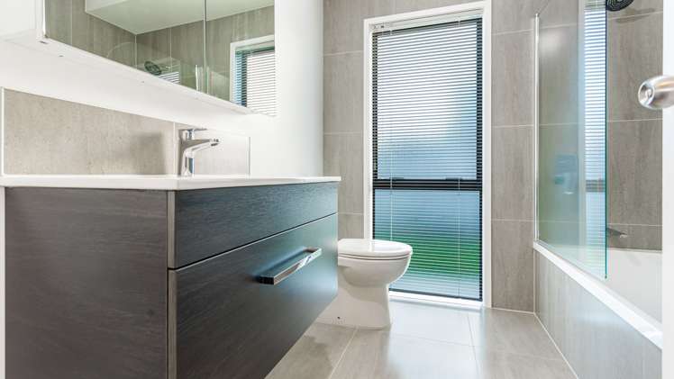 18 Ebony Place Massey_11