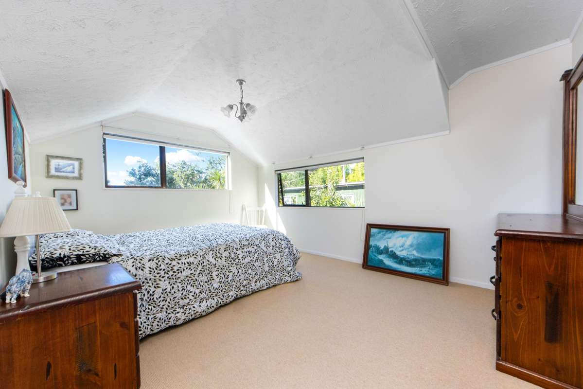 704 South Titirangi Road_4