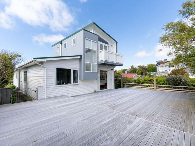 Spacious Sunny Family Home