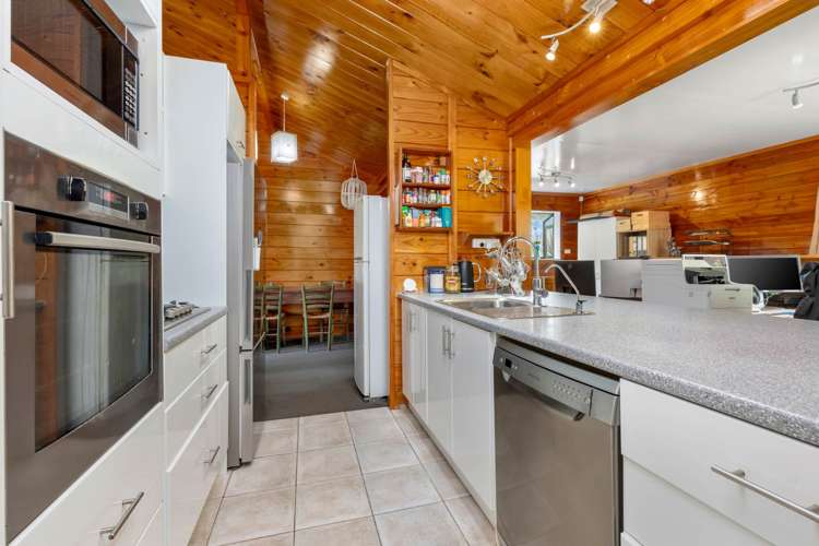 97 Young Access Dairy Flat_10