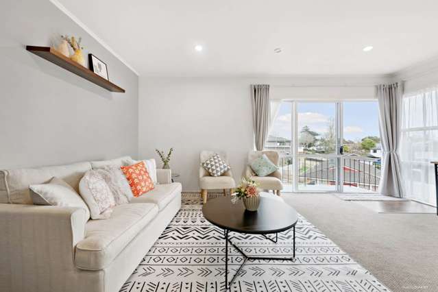 2/10 Mander Place Bucklands Beach_3