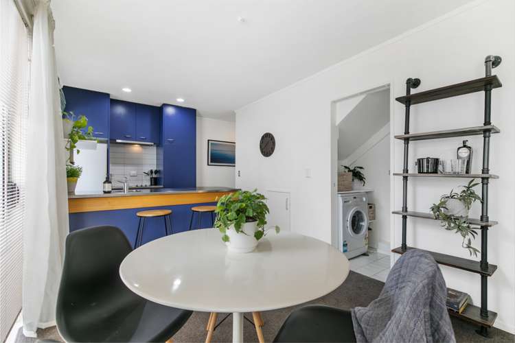 41/3 Wagener Place Mount Albert_2