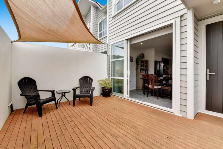 93 Karepiro Drive Stanmore Bay_2