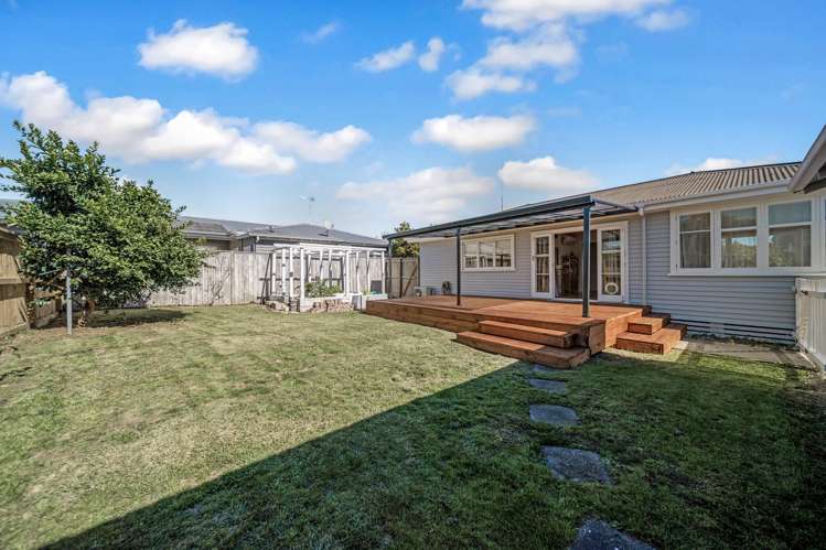 182 Nixon Street Hamilton East_10