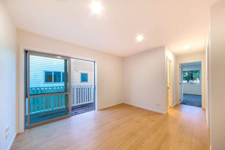 18 Lorraine Avenue Mount Albert_10