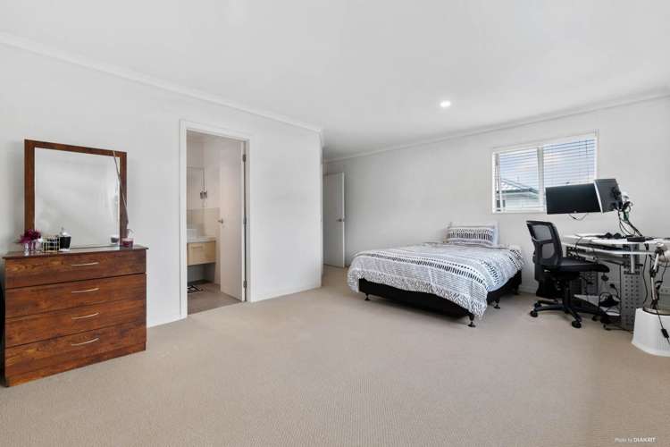 100 Stancombe Road Flat Bush_7