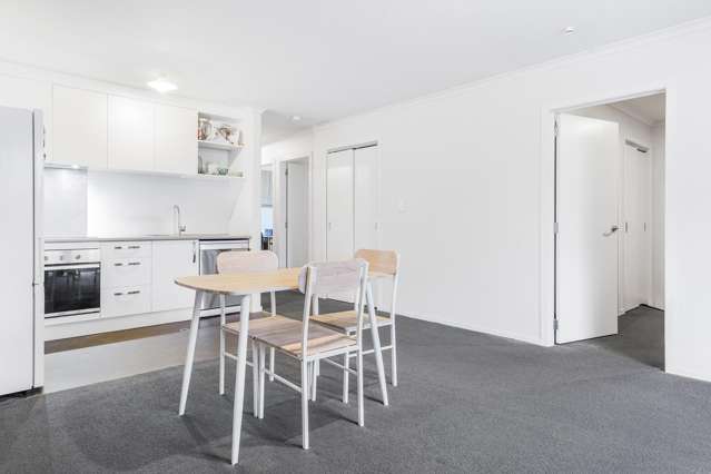 2/3 June Place Hamilton East_1