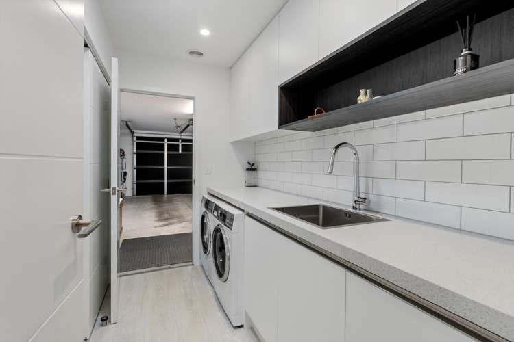 211 Wingatui Road Mosgiel_22