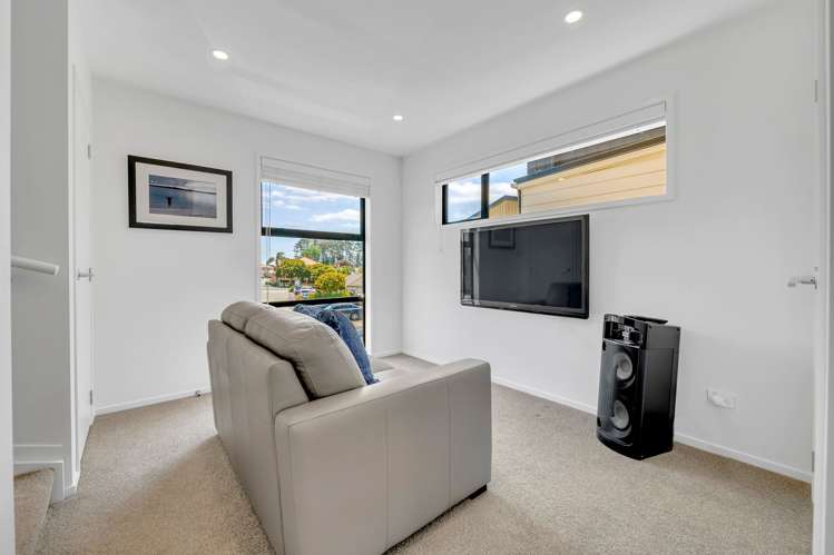 27/47A Huntington Drive Huntington Park_14