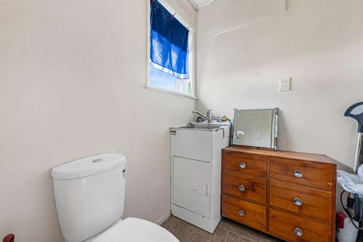 8 Comet Crescent Mangere_9