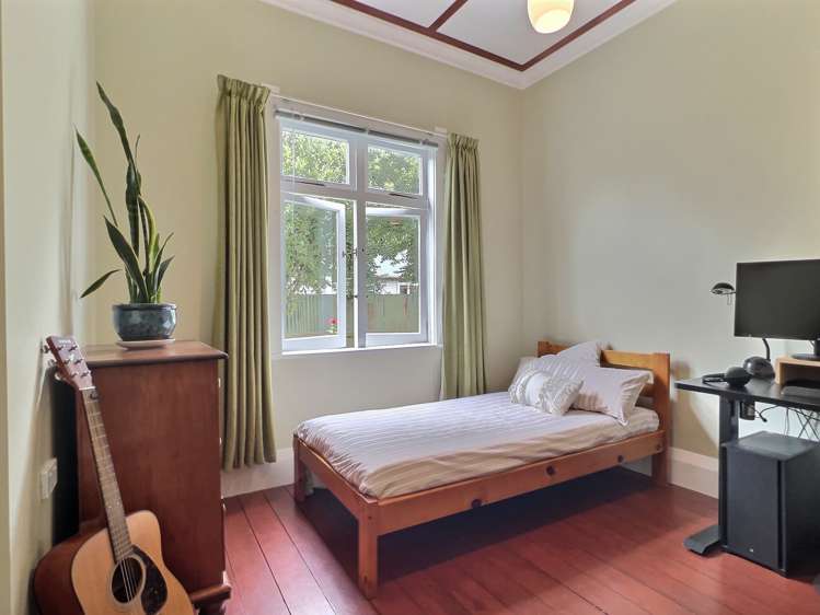 14 Russell Street Otane_9