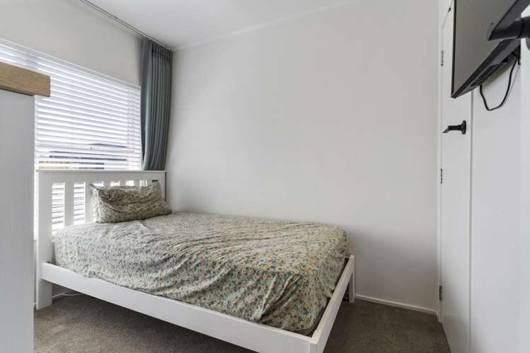 1/17 Woodall Place Totara Vale_10