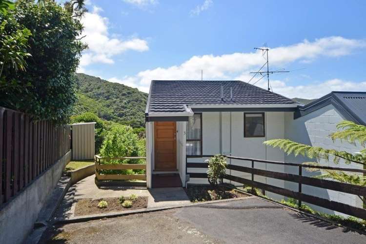 3/8 Narbada Crescent Khandallah_5