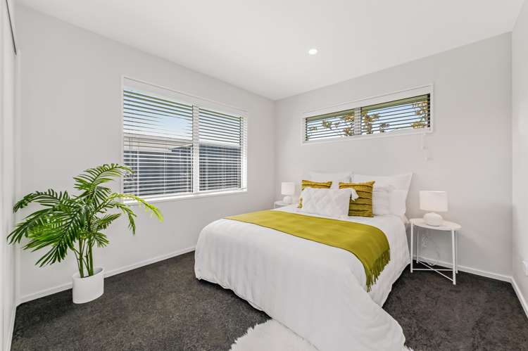 8 Temple Avenue Lincoln_20