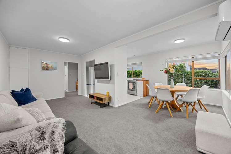 30a Hawkins Street Meadowbank_7