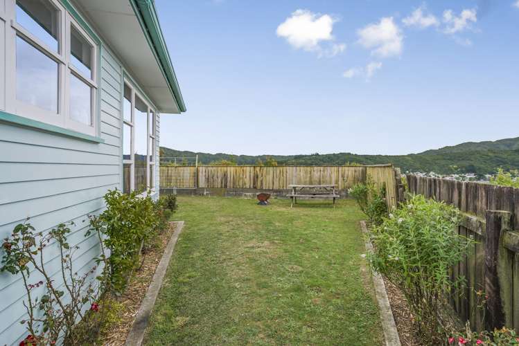 21 Pollard Street Wainuiomata_16