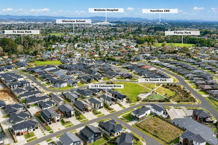 1/61 Cabourne Drive Glenview_20