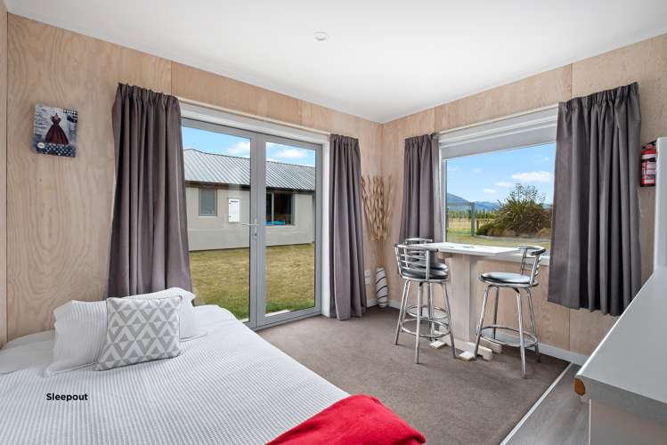 31 Partridge Road Hawea Flat_13