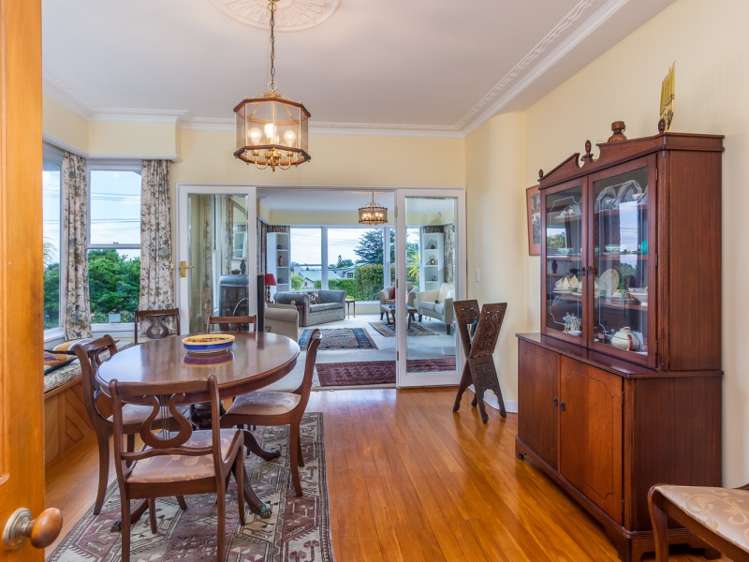 2b Highland Avenue Titirangi_7