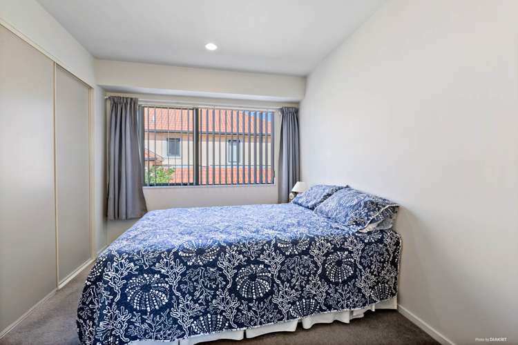 36 Parkwood Crescent Gulf Harbour_12