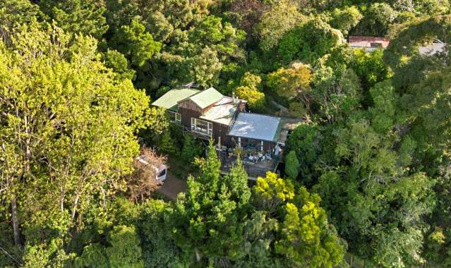 Entry Level Governors Bay with Potential!