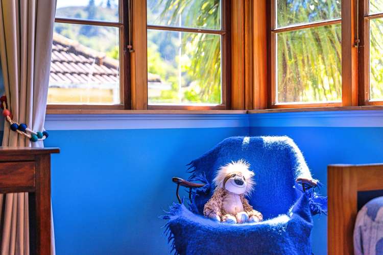 18 Boyd Grove Naenae_7