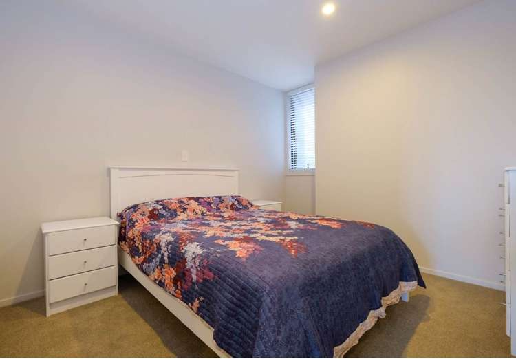 13/4 Stables Lane Silverdale_9