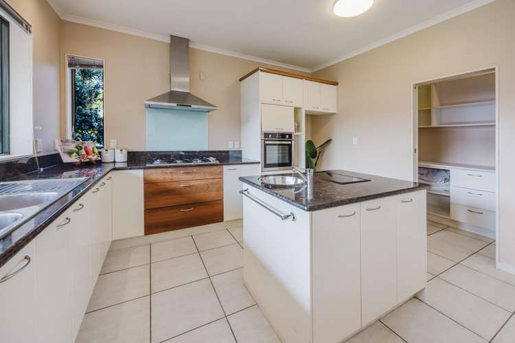 79 Manor Park Sunnyhills_14