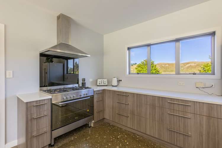 742g River Road Otane_11