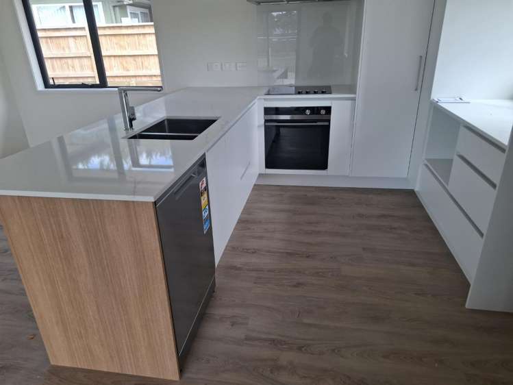 221B Lamb Street 1093_1