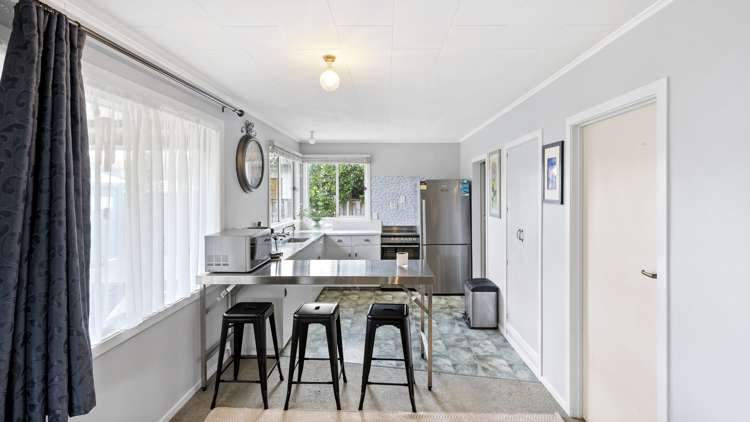 27 Beachlands Road Beachlands_5