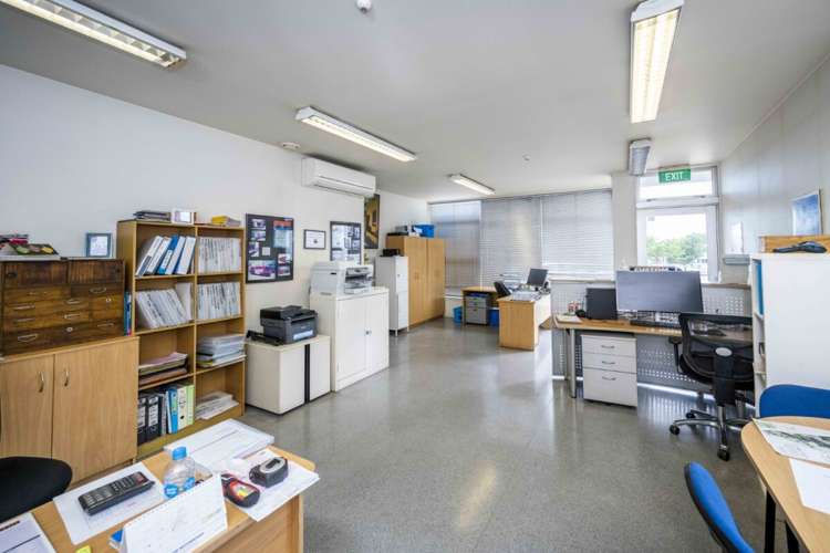 139 Captain Springs Road Onehunga_4