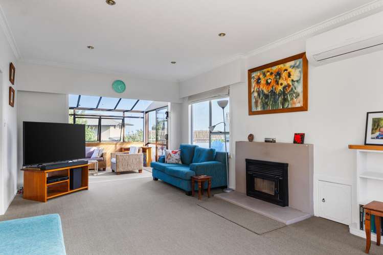 2 Lysnar Street Okitu_14