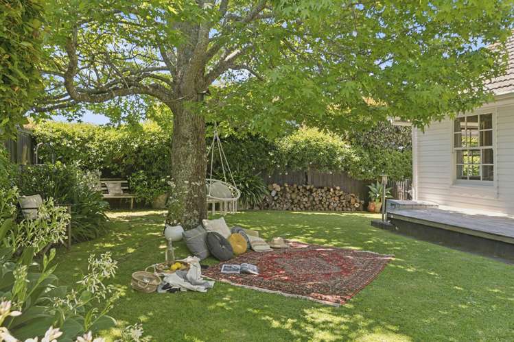 1/96 Bradbury Road Botany Downs_1