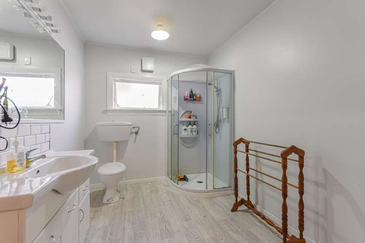 89-89a Pa Street Motueka_18