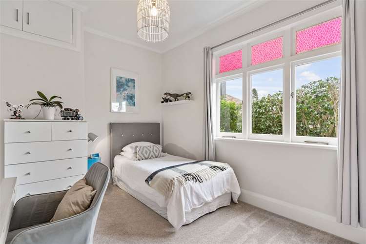 8a Queensway Three Kings_14