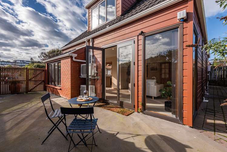 8a Campbell Street Karori_16