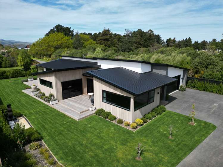 5 Carnaveron Drive Lincoln_30