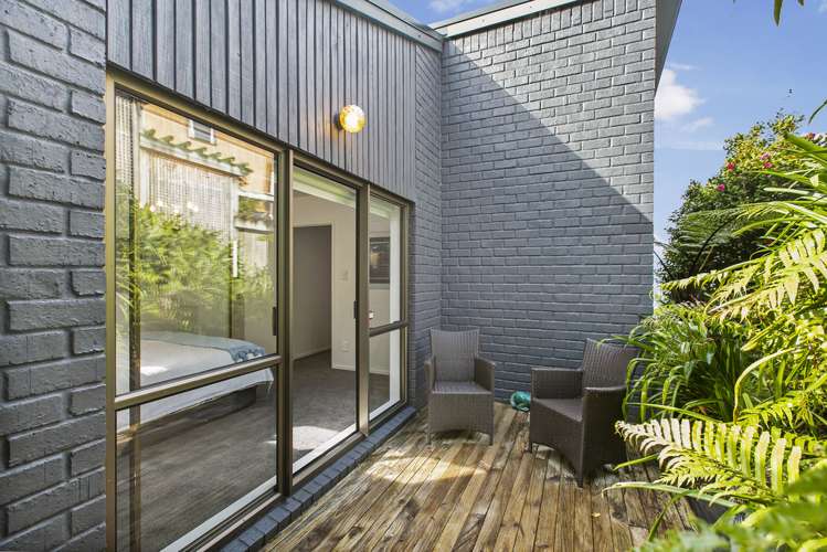 75 Rosecamp Road Beach Haven_19