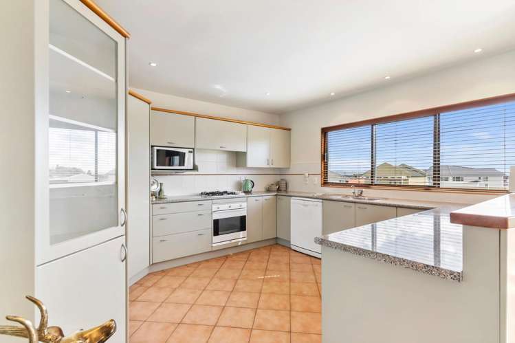 3/2 Colonial Rd Birkenhead_5