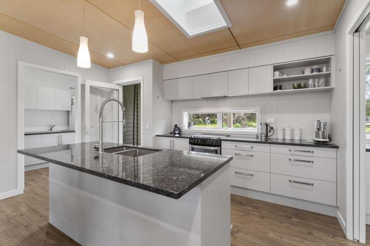 3 Takapu Road Manakau_2