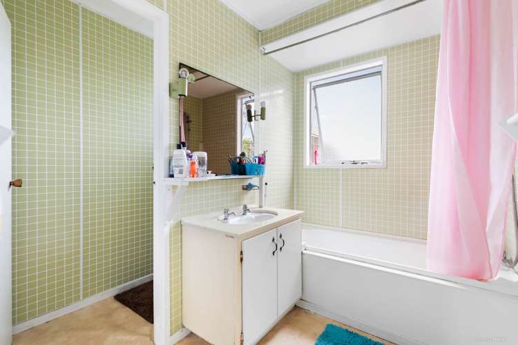 18 Shalimar Place Clover Park_12