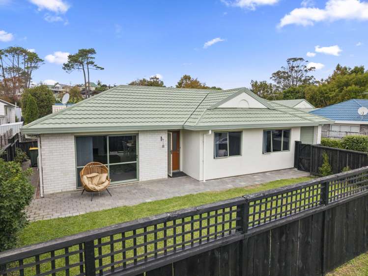 1/919 Whangaparaoa Road Manly_5