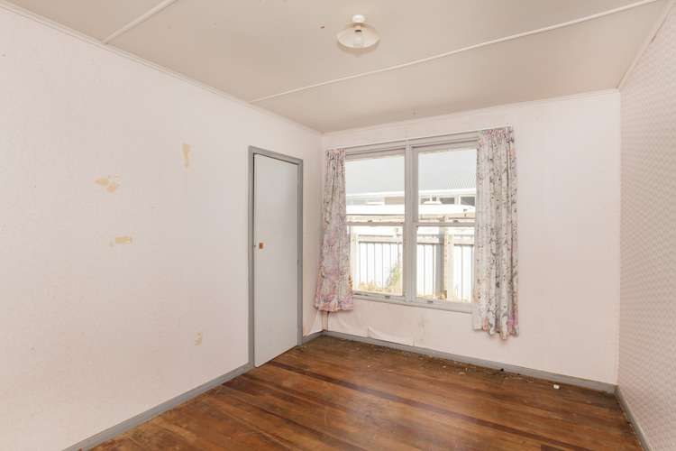 21 Glasgow Crescent Kaiti_10