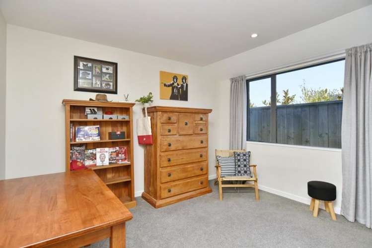 5 Clarendon Place Rangiora_13