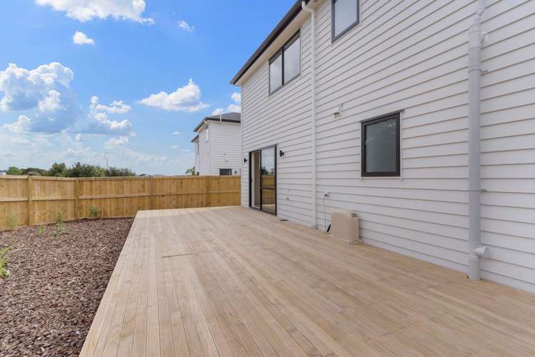 12 Hughs Way Flat Bush_12