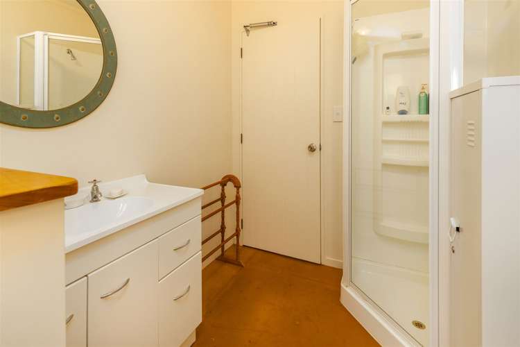 Little Nikau Bay Kenepuru Sound_11