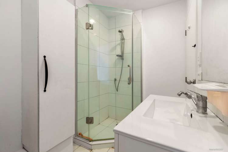 9/30 John Jennings Drive Oteha_10