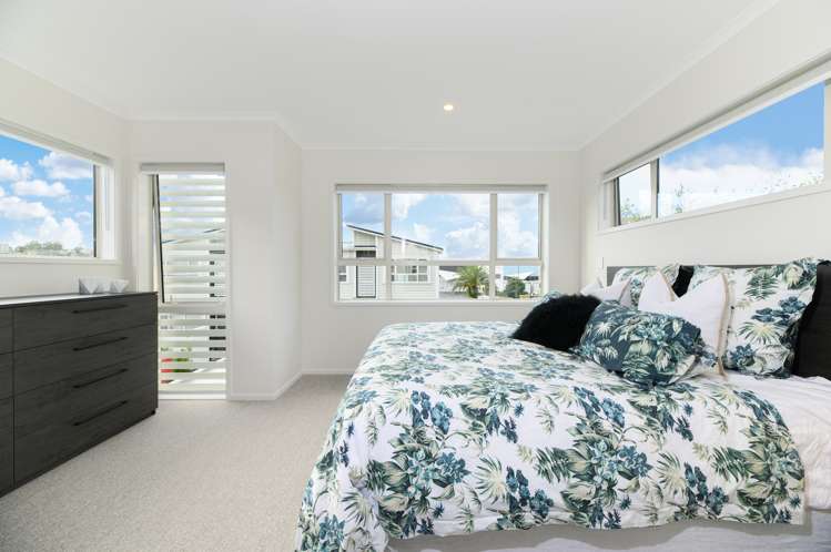 1 Sanremo Lane Stanmore Bay_11
