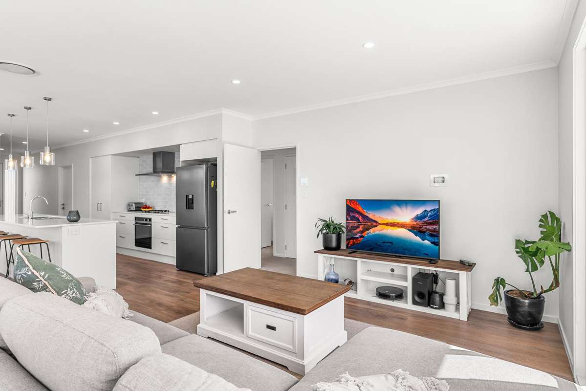 157 Robert Hastie Drive_2